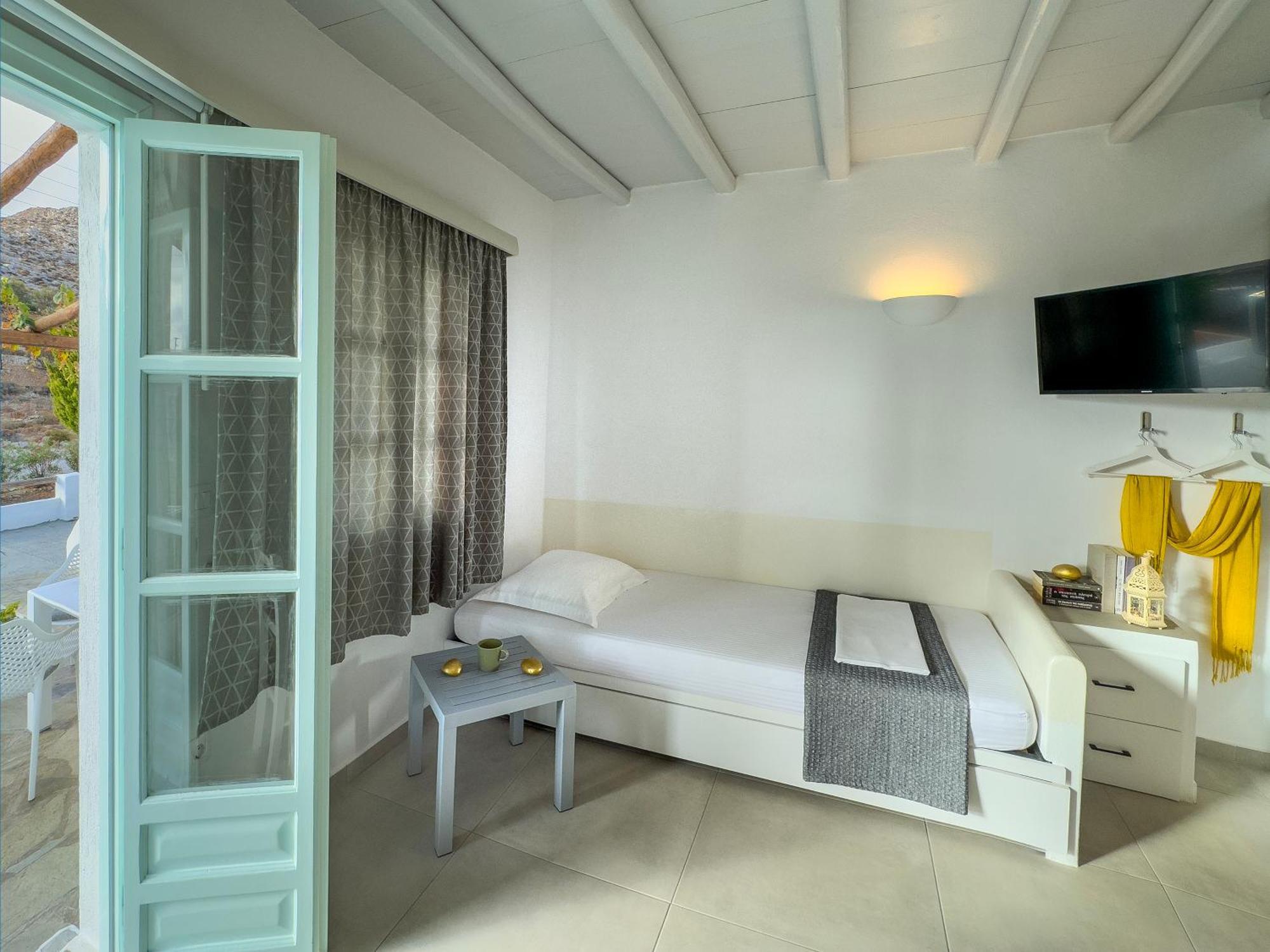Aneton Residences Folegandros 卡拉沃斯塔西 外观 照片
