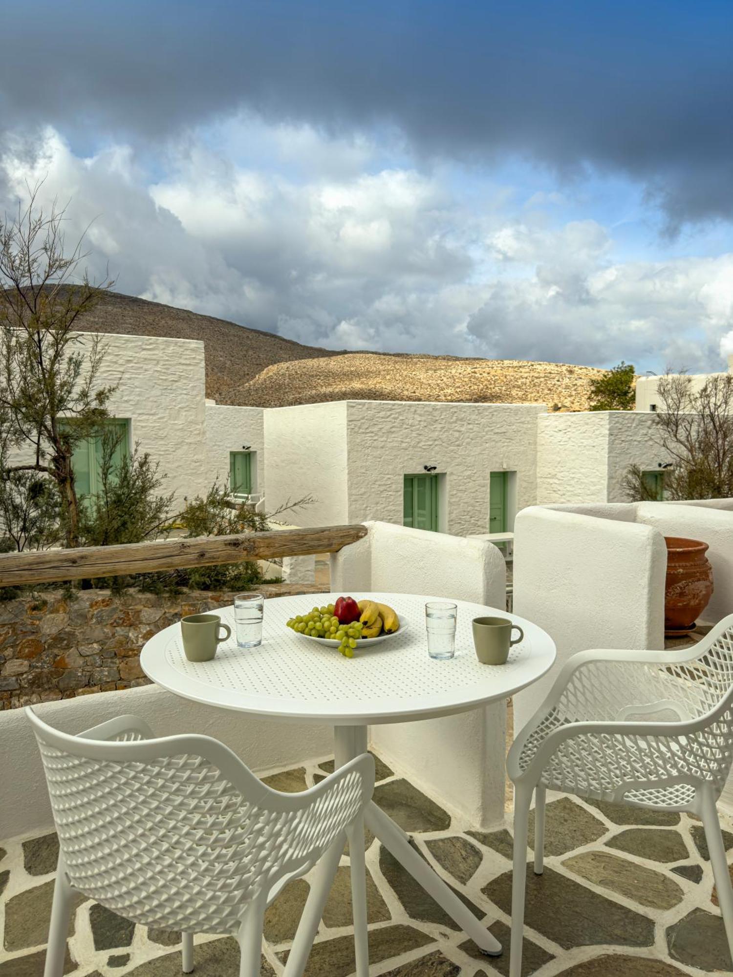 Aneton Residences Folegandros 卡拉沃斯塔西 外观 照片